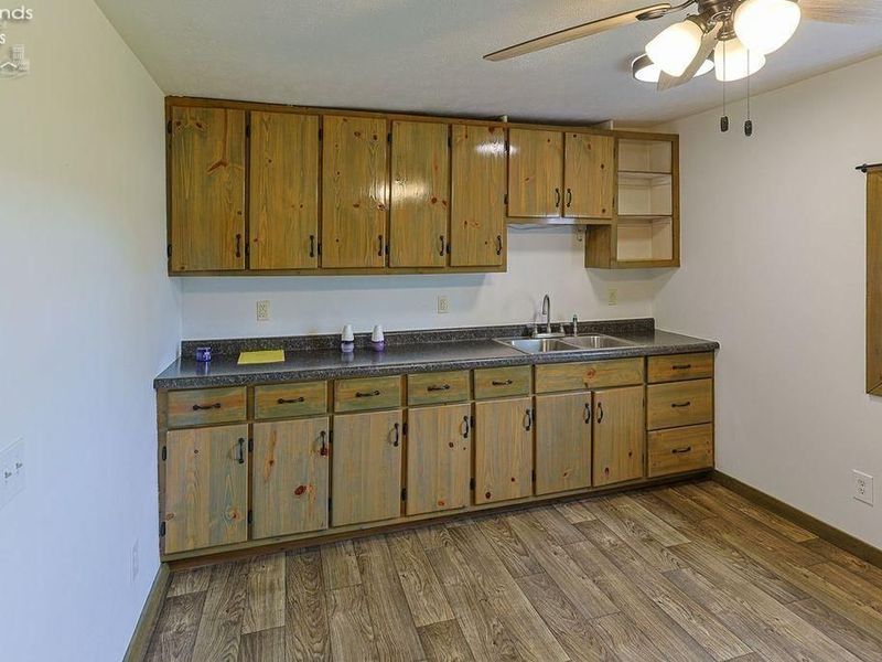 250 Woodlawn Avenue, Norwalk, OH 44857 Photo 12