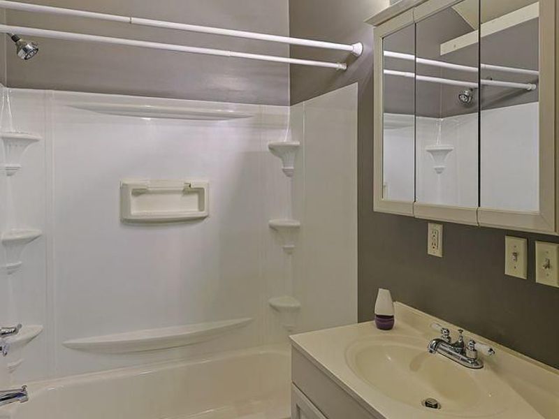 250 Woodlawn Avenue, Norwalk, OH 44857 Photo 9