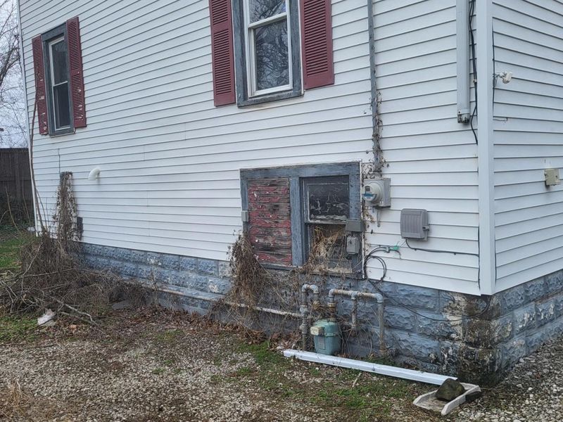 105 W Maple Street, Willard, OH 44890 Photo 3