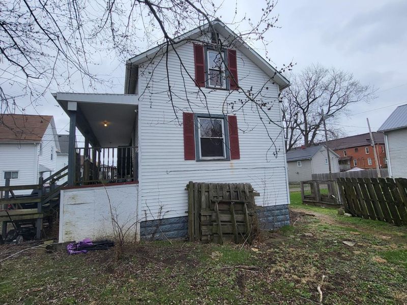 105 W Maple Street, Willard, OH 44890 Photo 4