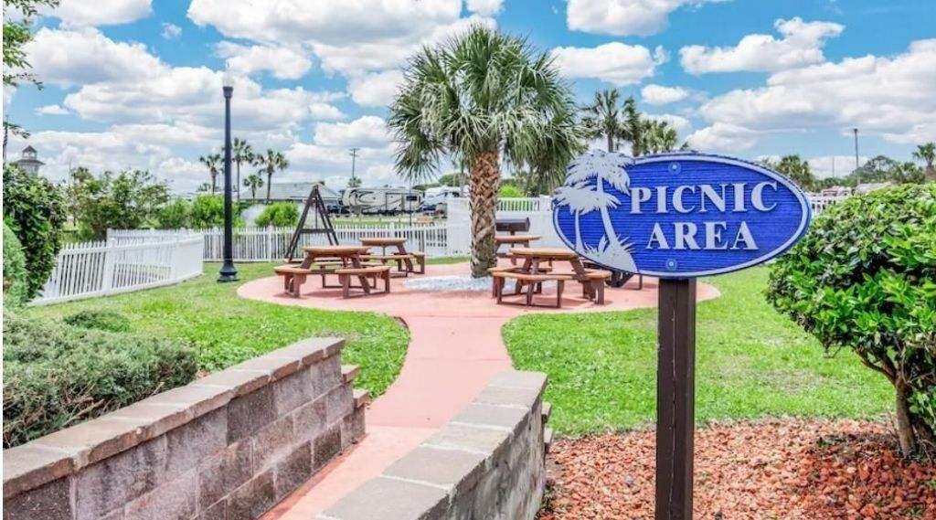 5905 S Kings Hwy.  Photo 33