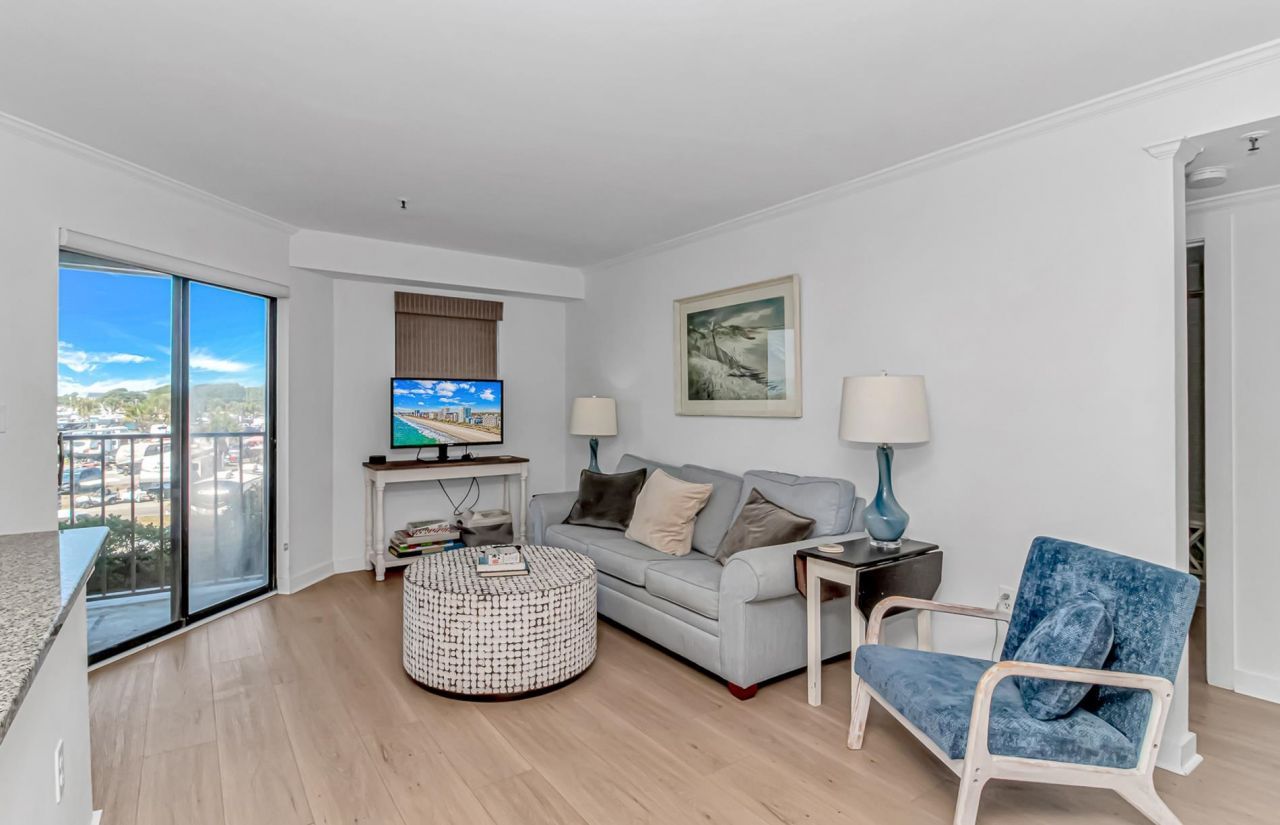 5905 S Kings Hwy.  Photo 4