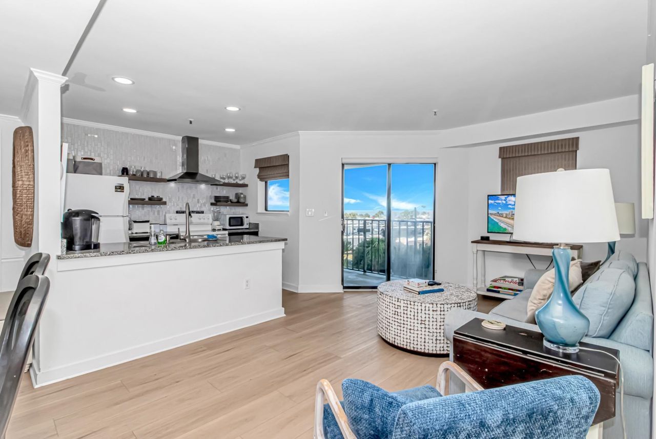 5905 S Kings Hwy.  Photo 6