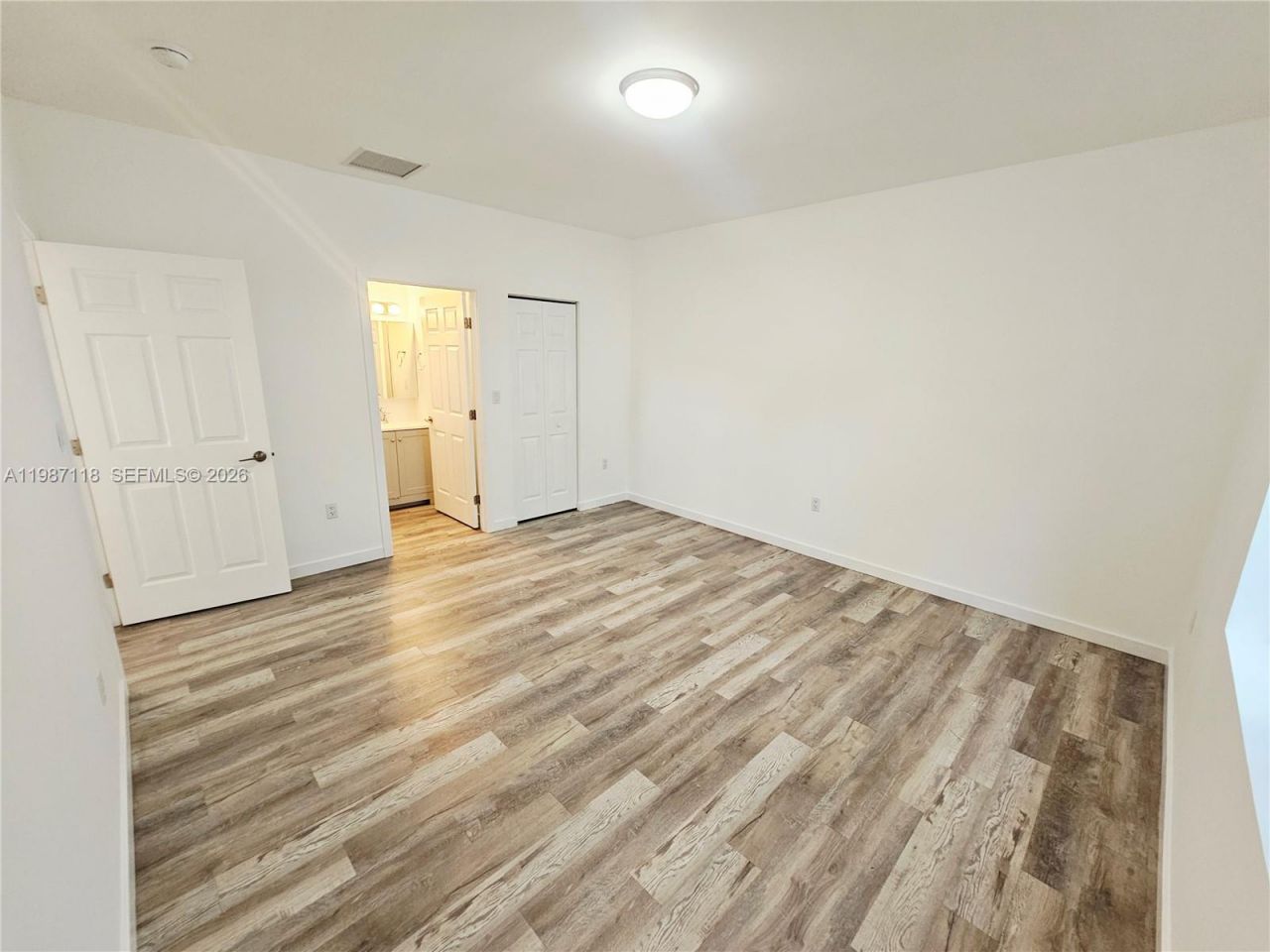 127 NE 184th Ter, Unit 127, Miami, FL 33179 Photo