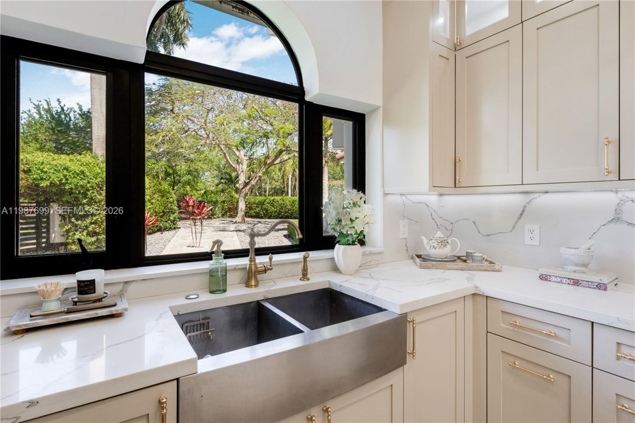 16255 SW 82nd Ave , Palmetto Bay, FL 33157 Photo