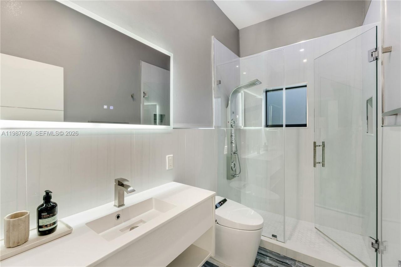 16255 SW 82nd Ave , Palmetto Bay, FL 33157 Photo