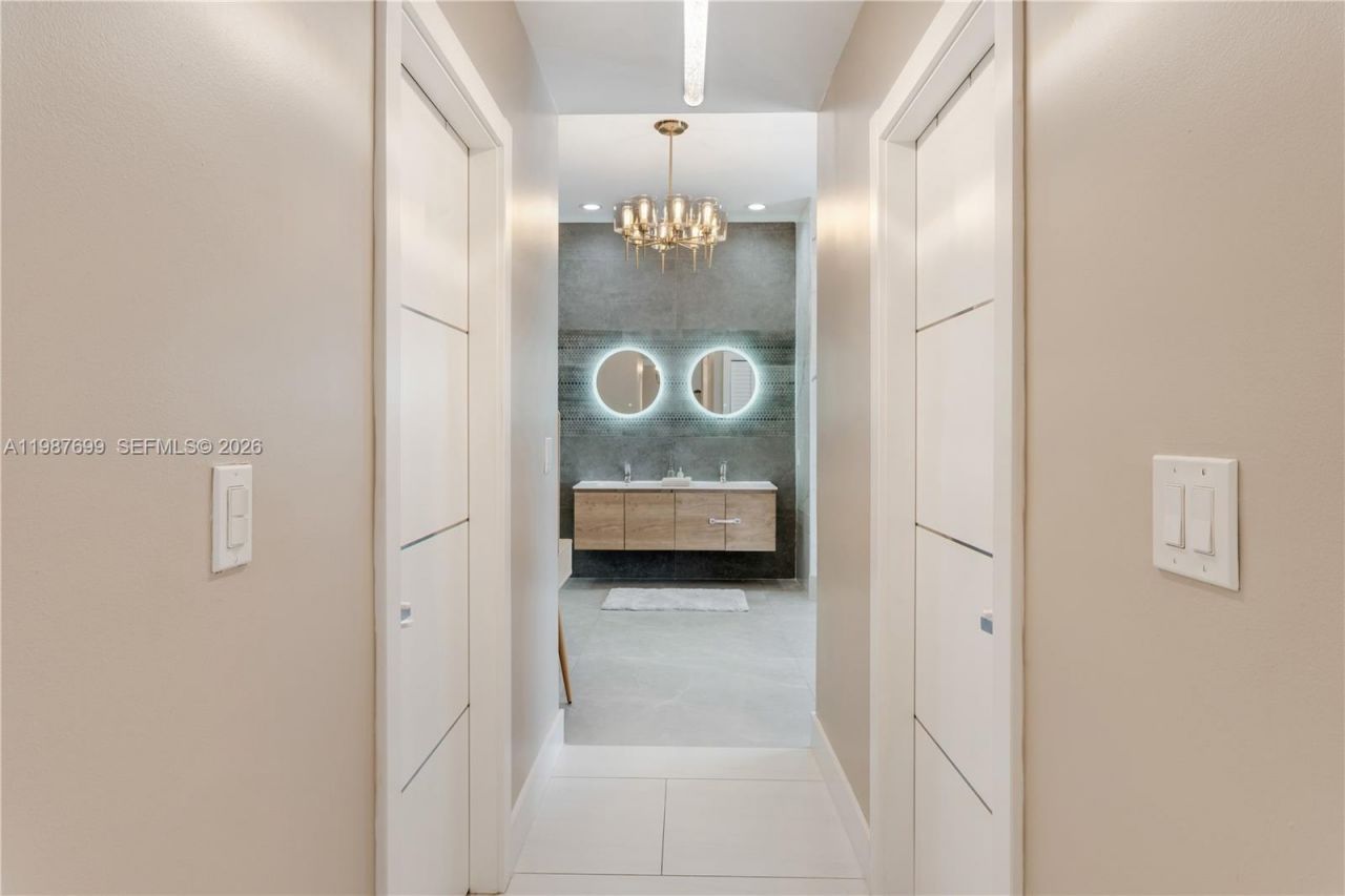 16255 SW 82nd Ave , Palmetto Bay, FL 33157 Photo