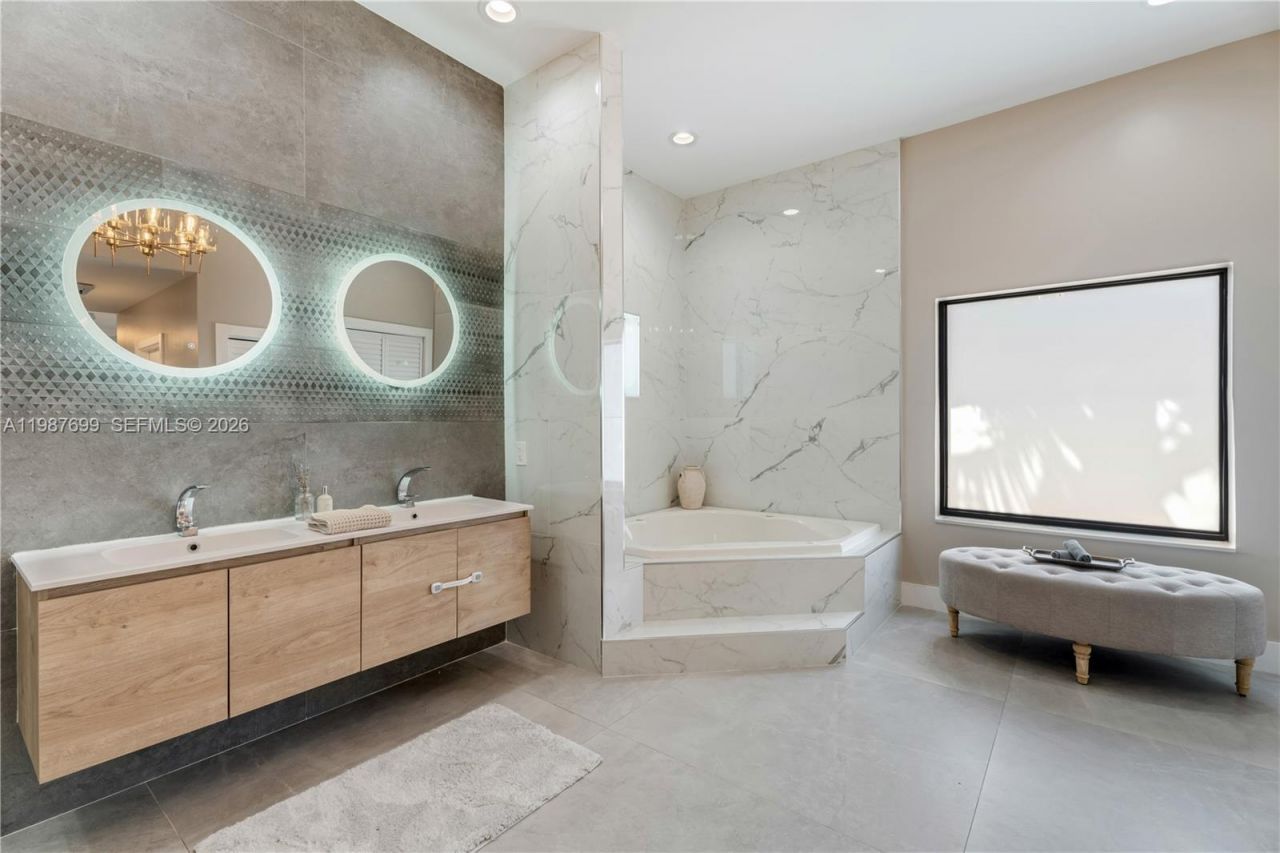 16255 SW 82nd Ave , Palmetto Bay, FL 33157 Photo