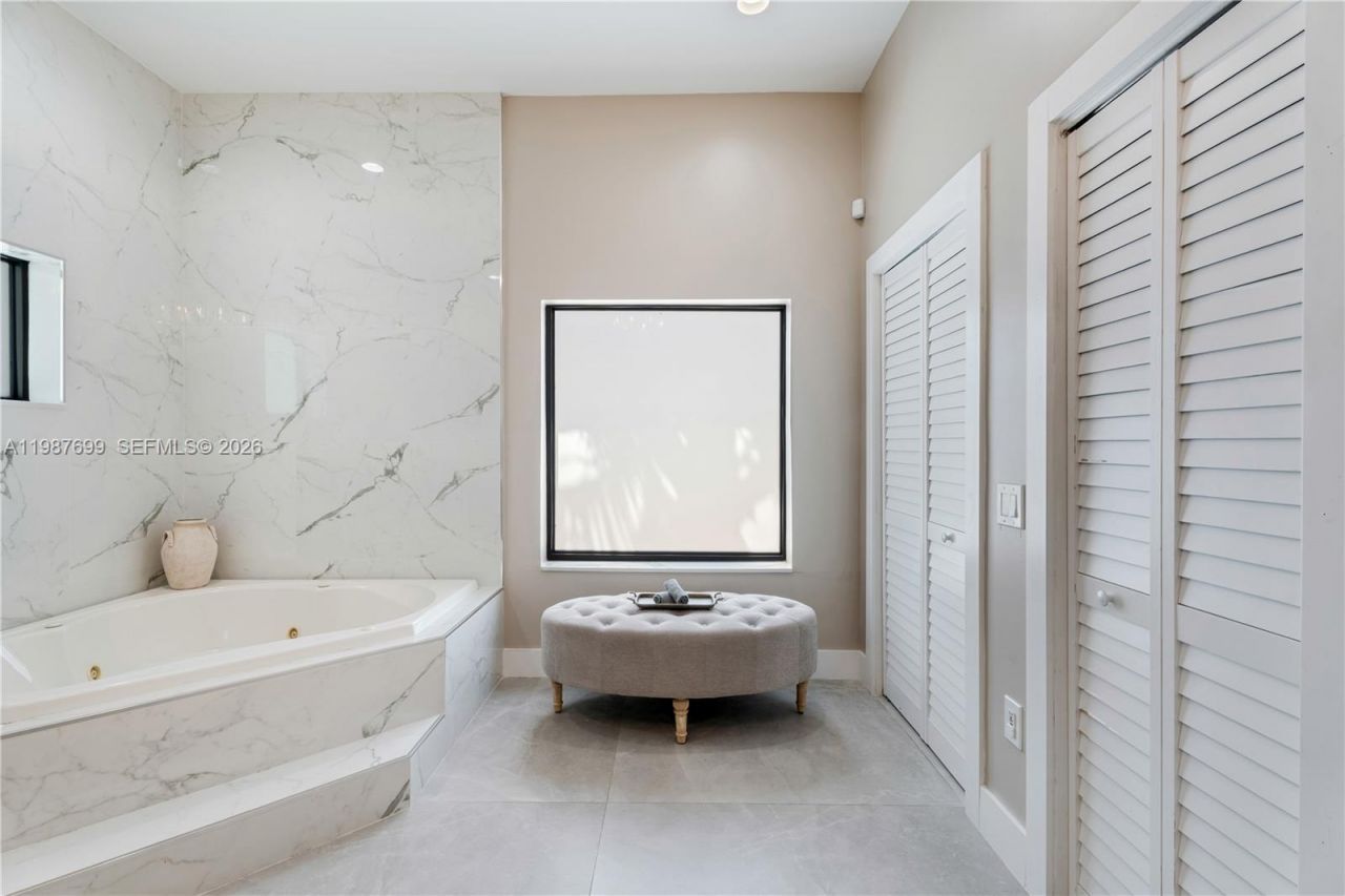 16255 SW 82nd Ave , Palmetto Bay, FL 33157 Photo