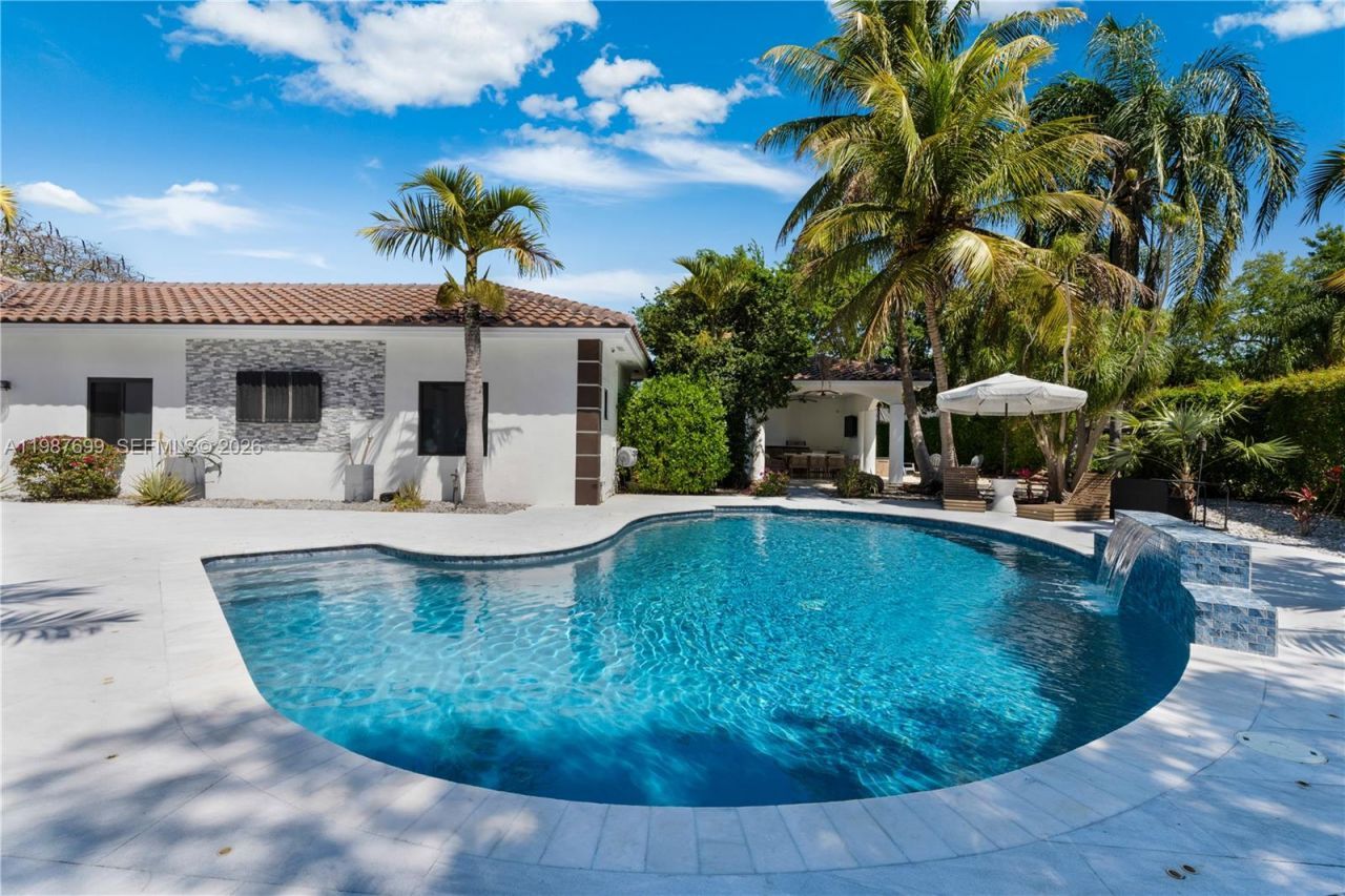 16255 SW 82nd Ave , Palmetto Bay, FL 33157 Photo