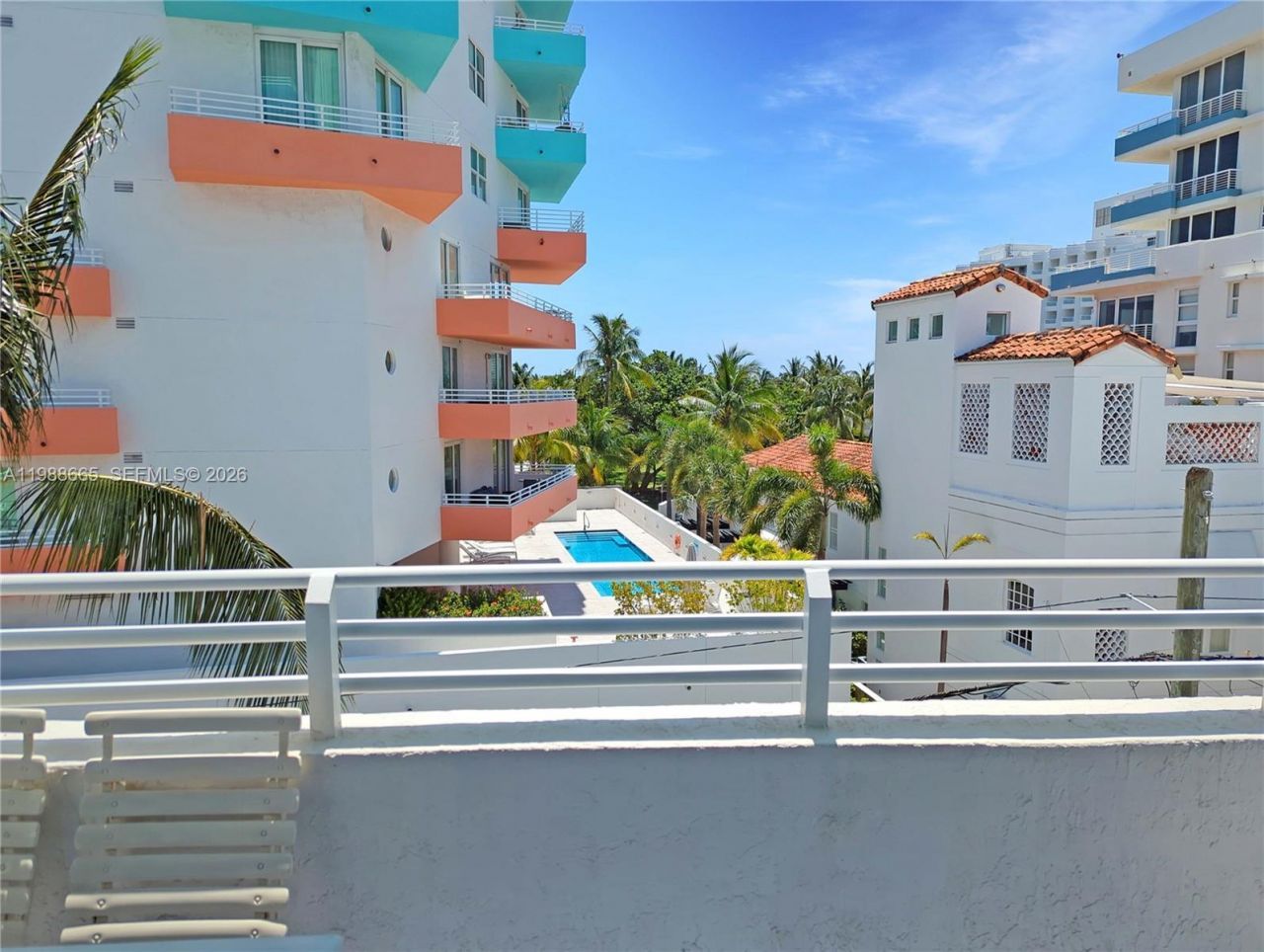225 Collins Ave , Unit 4J, Miami Beach, FL 33139 Photo