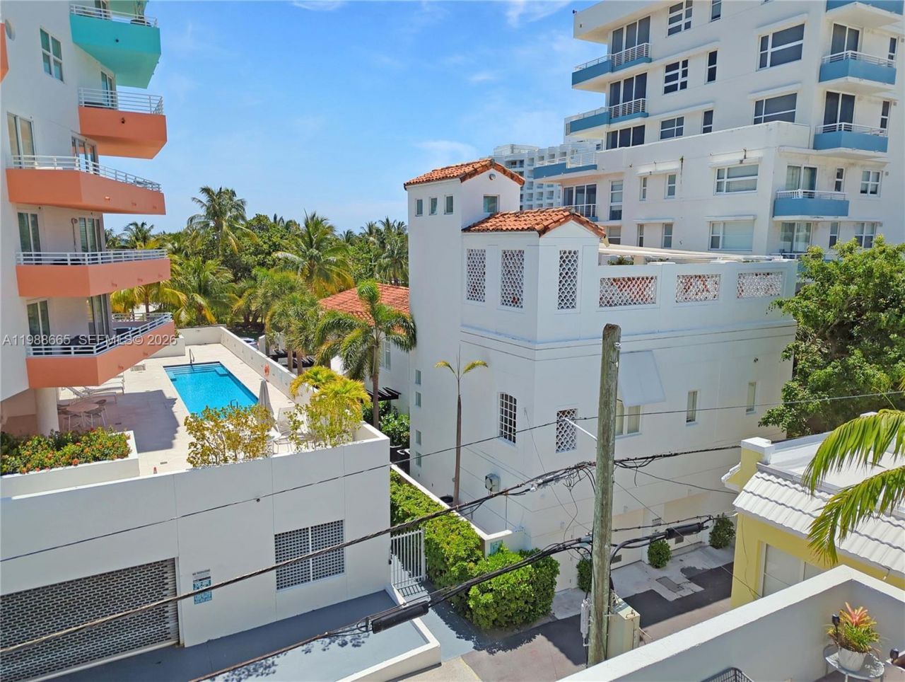 225 Collins Ave , Unit 4J, Miami Beach, FL 33139 Photo