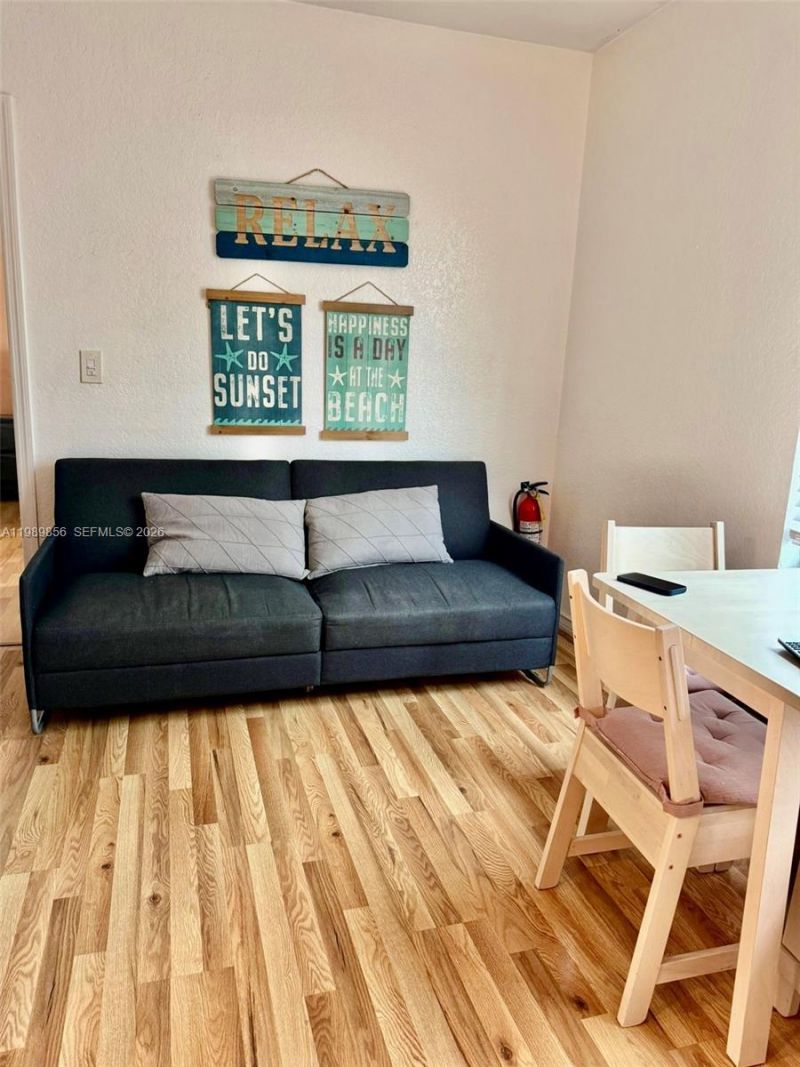 7326 Collins Ave, Unit 105, Miami Beach, FL 33141 Photo