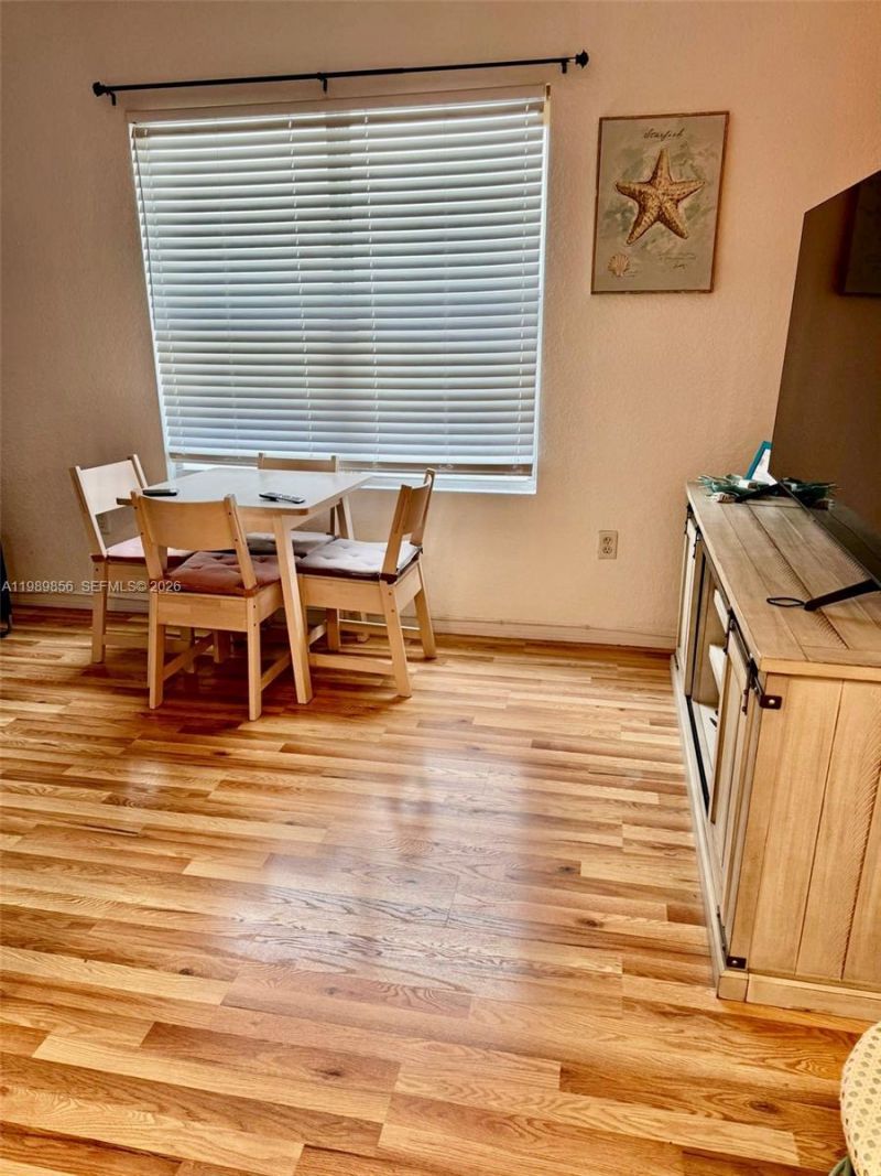 7326 Collins Ave, Unit 105, Miami Beach, FL 33141 Photo