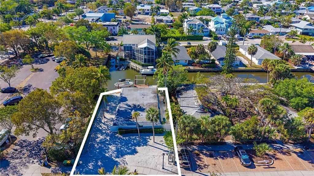 2836 Bayview Dr, Naples, FL 34112 Photo