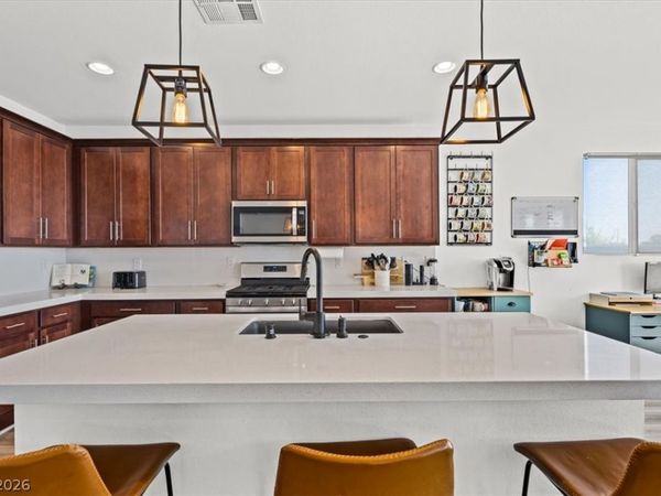 4764 Cactus Sun Lane, North Las Vegas, NV 89031