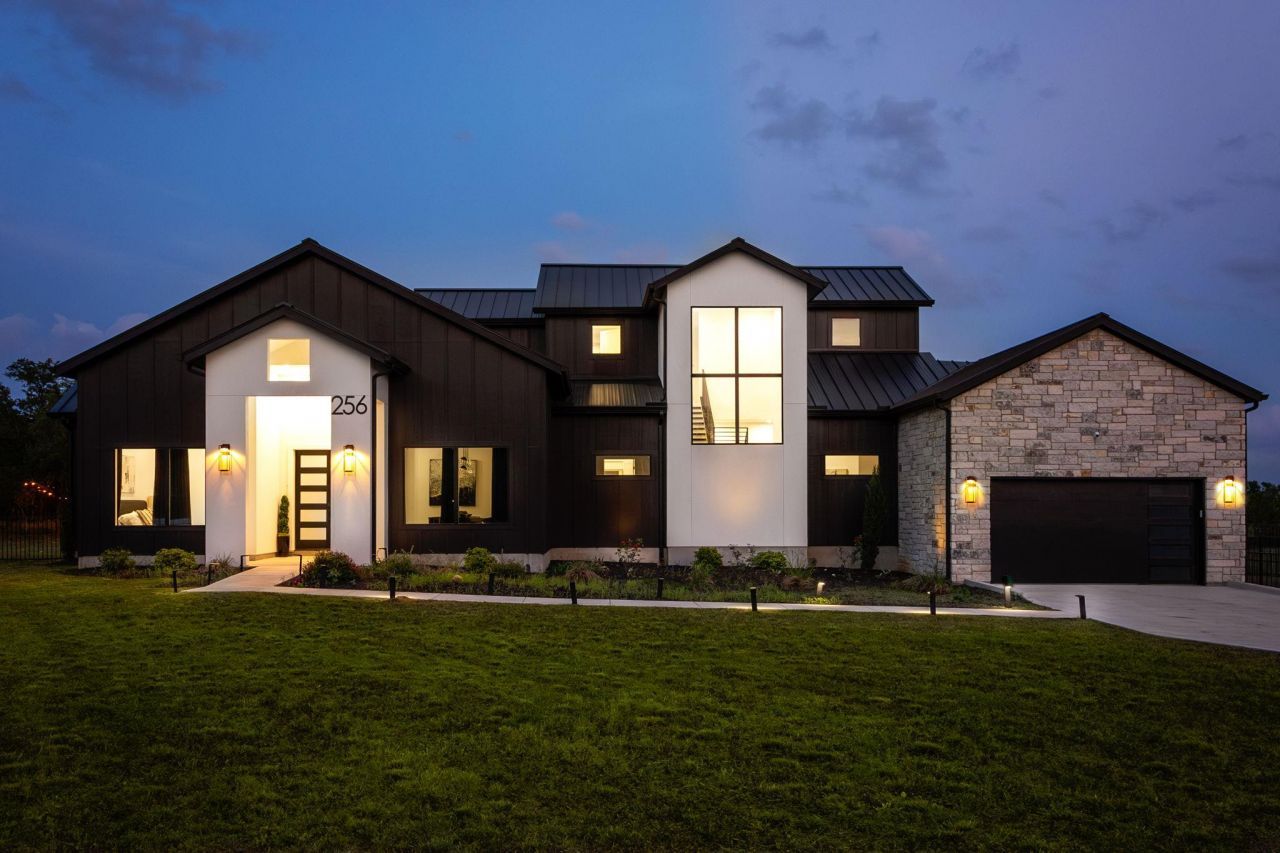 256 Charro Vista Dr, Driftwood, TX 78619 Main Photo