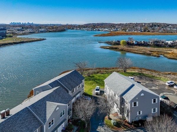 28 Margin St, Unit A, Lynn, MA 01905