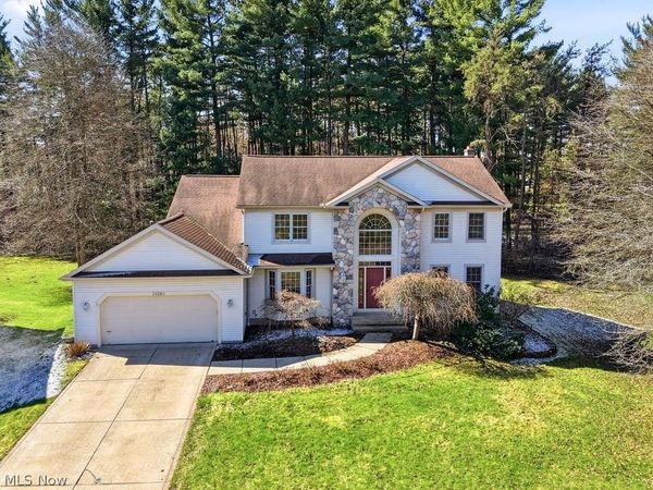 34390 Appleview Way , Solon, OH 44139