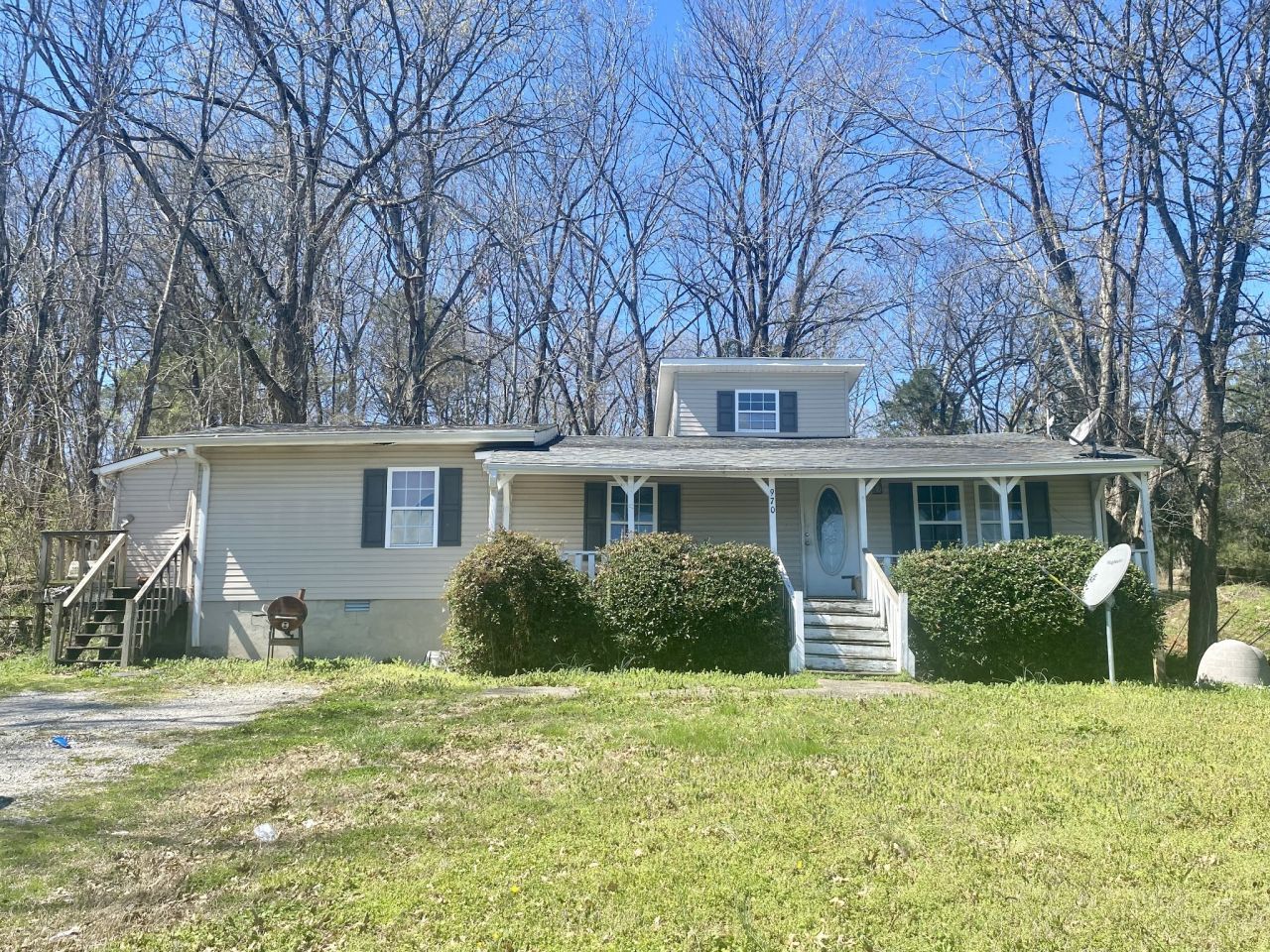 970 Donahue Rd, Pulaski, TN 38478 Main Photo