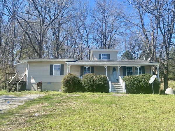 970 Donahue Rd, Pulaski, TN 38478