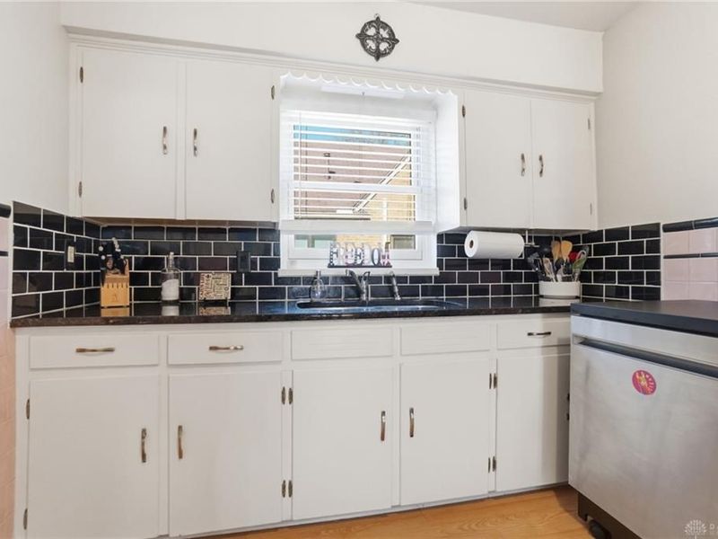 342 Wisteria Drive, Oakwood, OH 45419 Photo 20