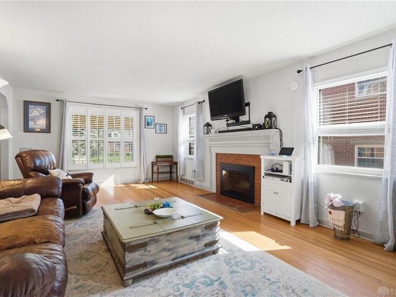 342 Wisteria Drive, Oakwood, OH 45419 Photo 9