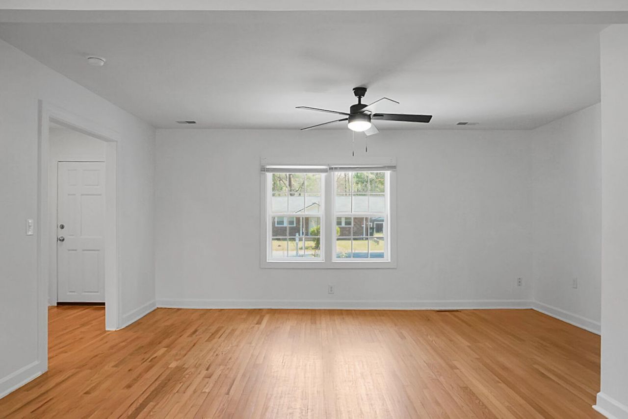 207 Trivers Drive Photo 10