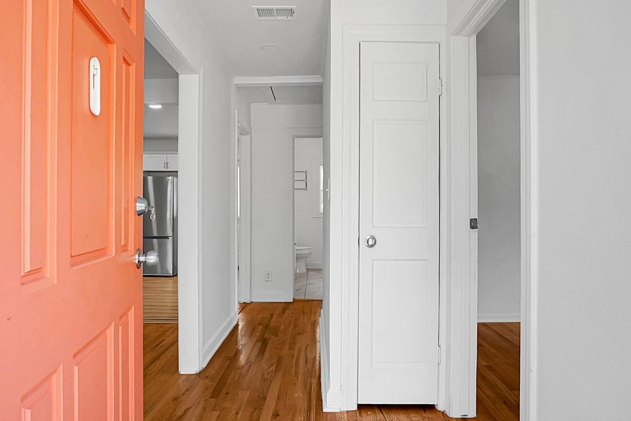 207 Trivers Drive Photo 12