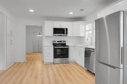 207 Trivers Drive photo 4