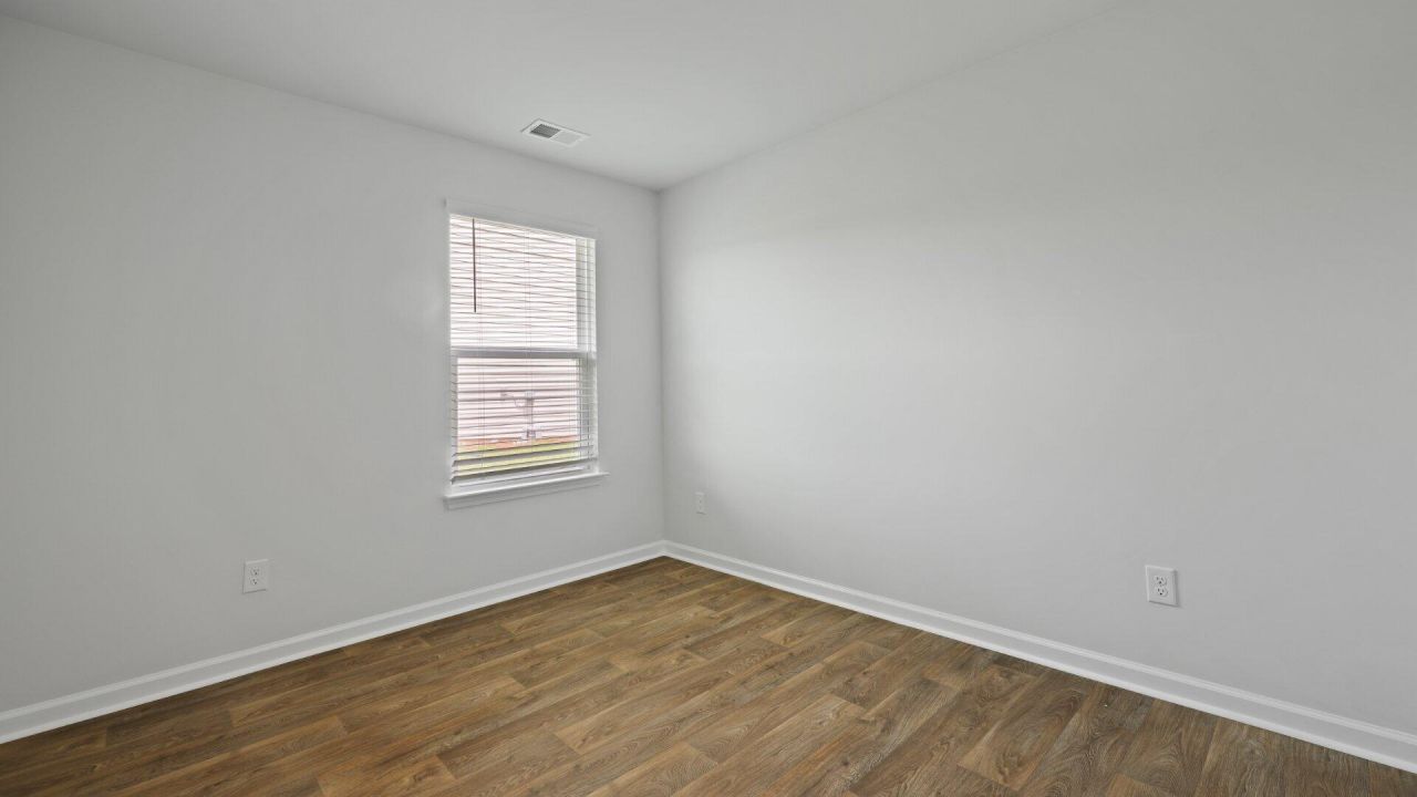 537 Tulip Poplar Drive Photo 25