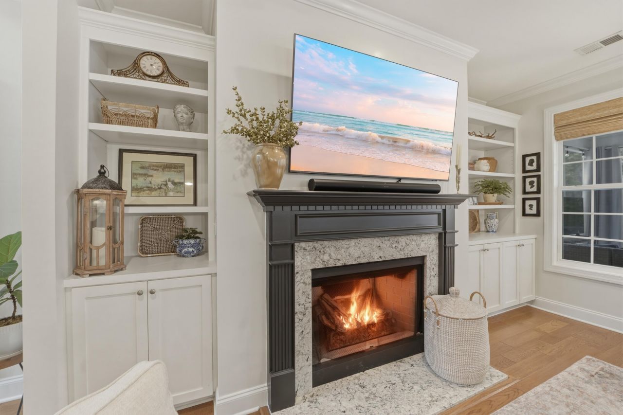 859 Hunt Club Run Photo 10