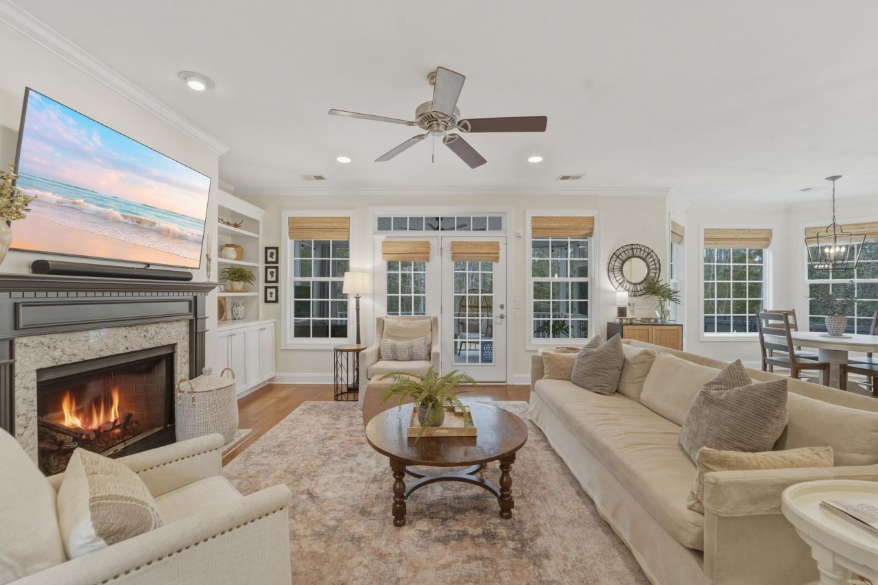 859 Hunt Club Run Photo 12