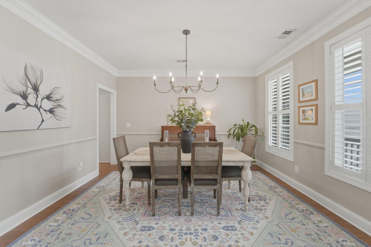 859 Hunt Club Run Photo 13