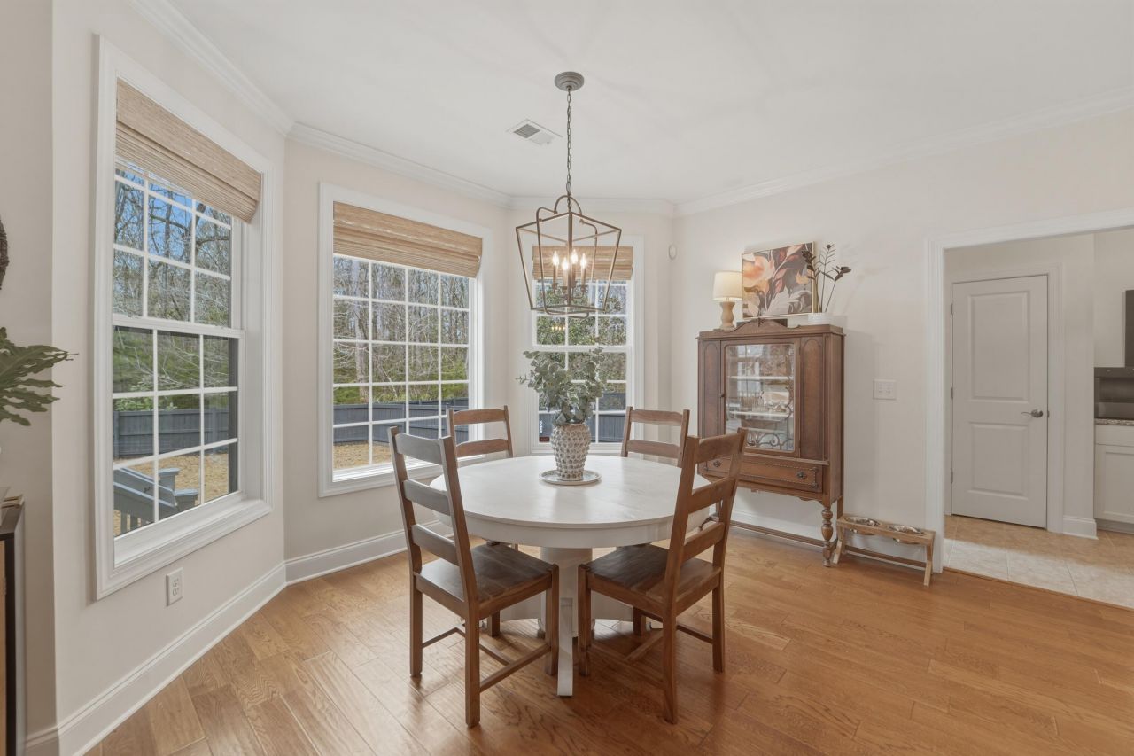 859 Hunt Club Run Photo 23