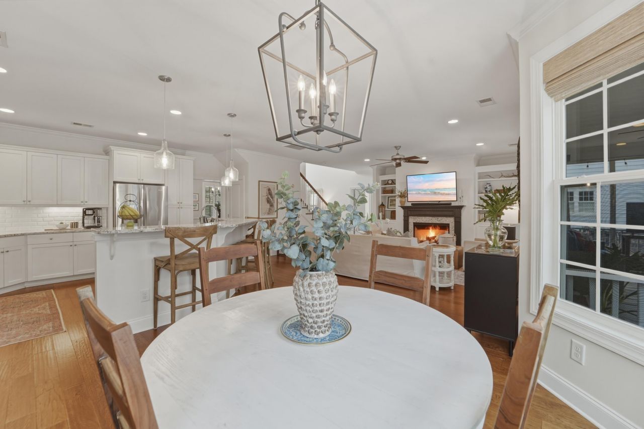 859 Hunt Club Run Photo 24