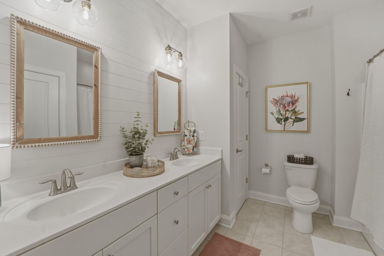 859 Hunt Club Run Photo 43