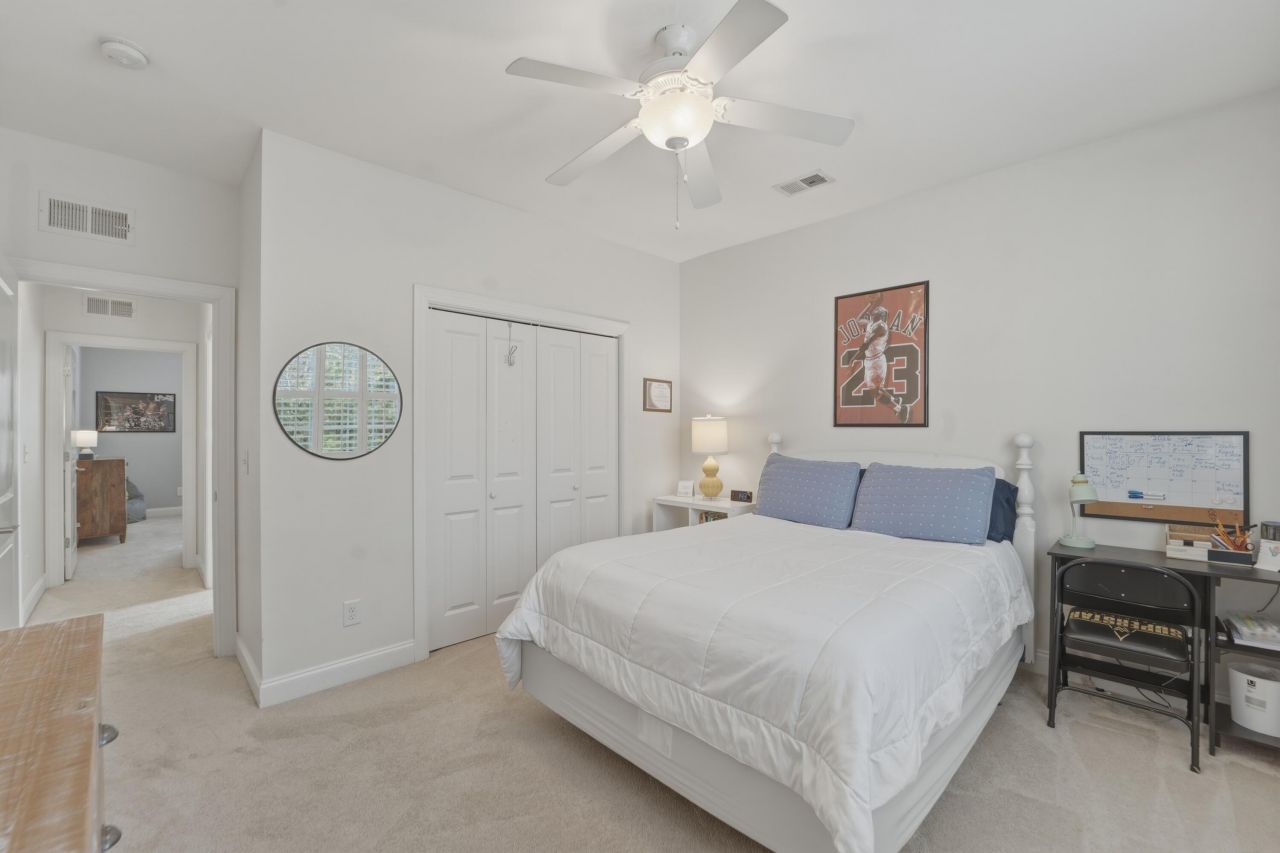 859 Hunt Club Run Photo 47