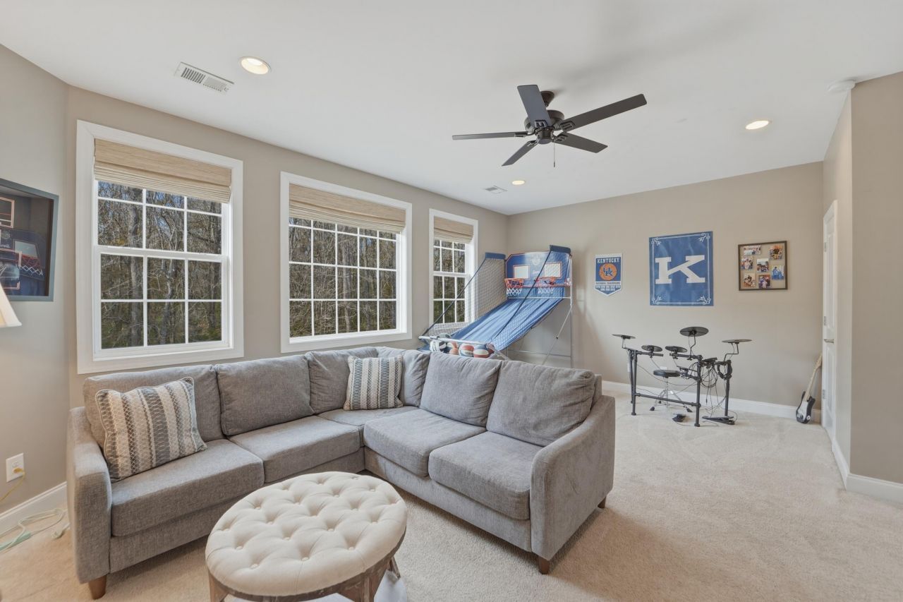 859 Hunt Club Run Photo 53