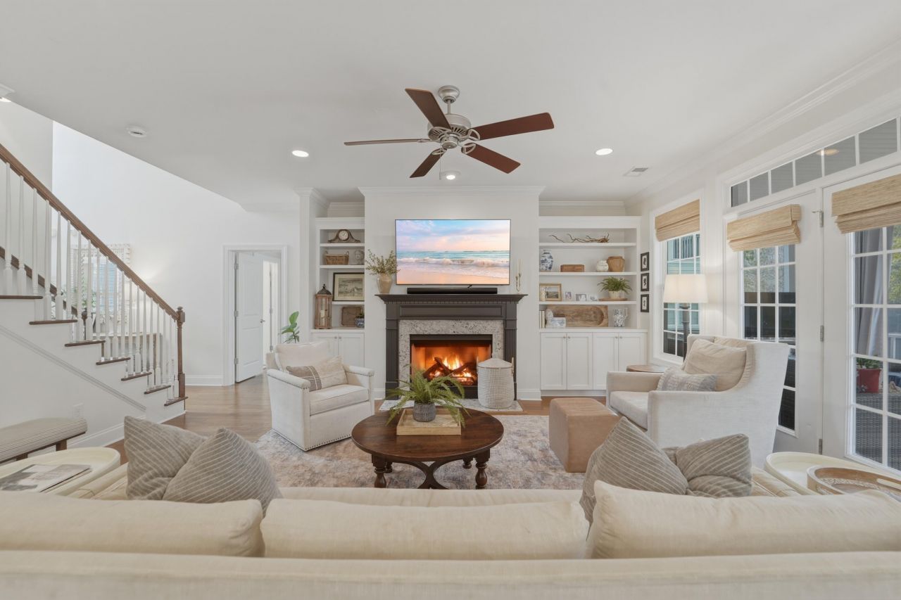 859 Hunt Club Run Photo 8