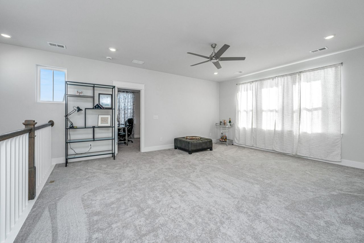 225 Witherspoon Street Photo 31