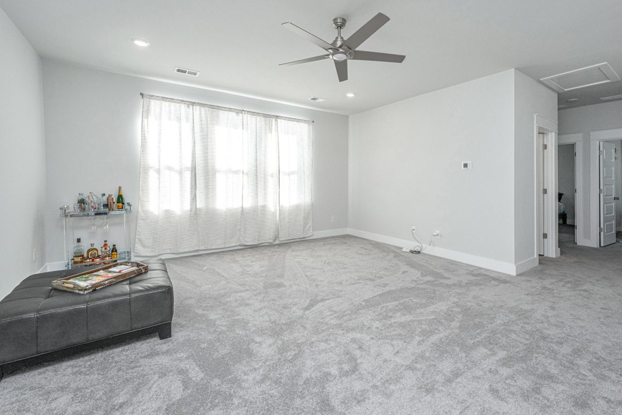 225 Witherspoon Street Photo 33