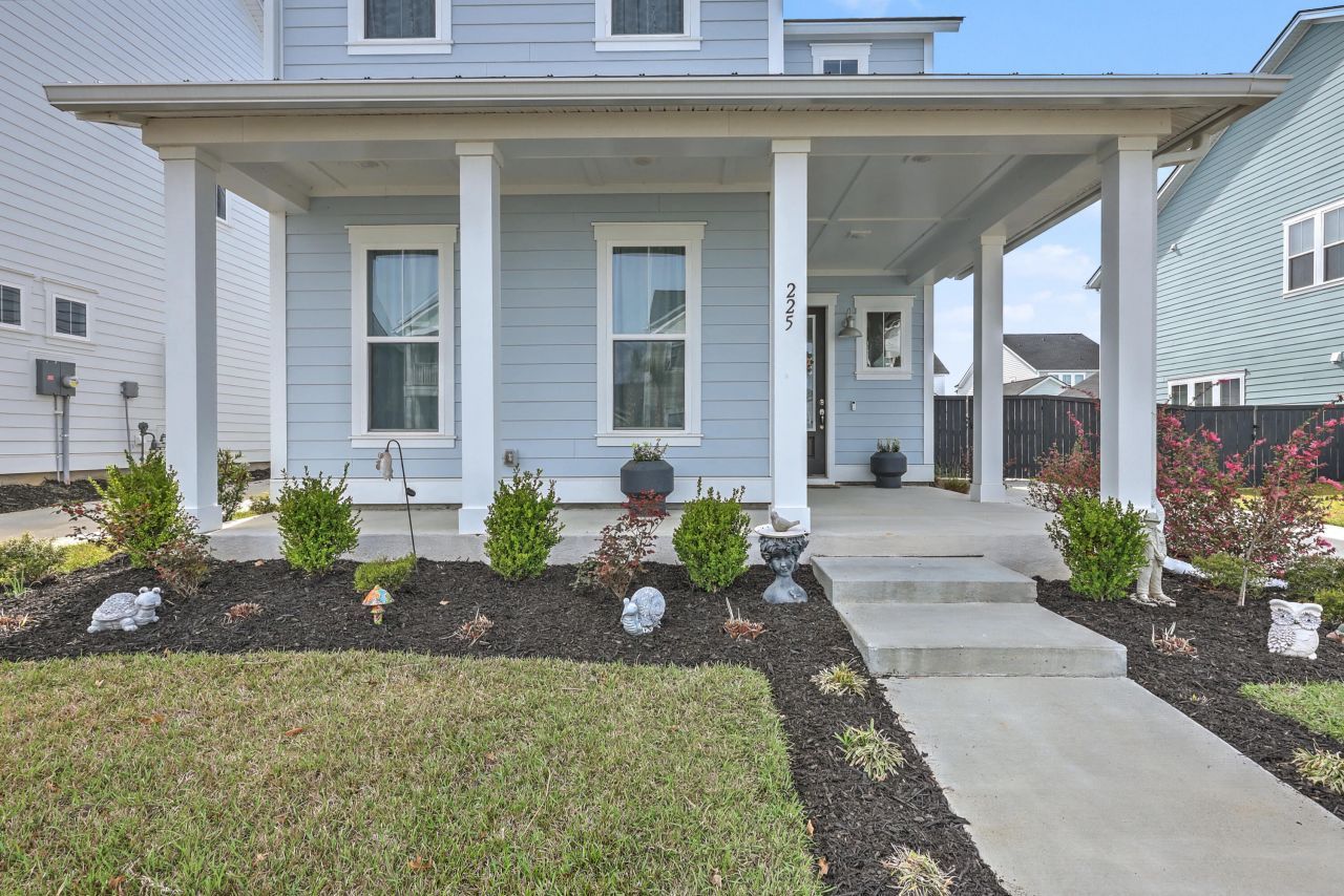 225 Witherspoon Street Photo 4