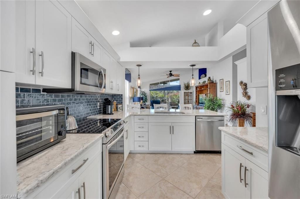 1562 Weybridge Cir, Unit 31, Naples, FL 34110 Photo