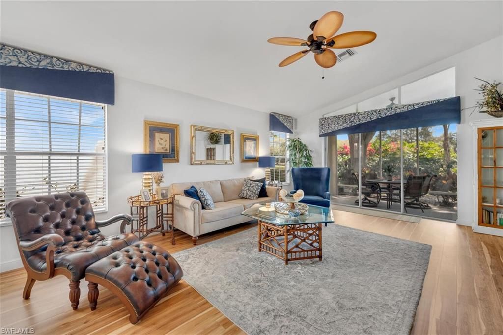 1562 Weybridge Cir, Unit 31, Naples, FL 34110 Photo