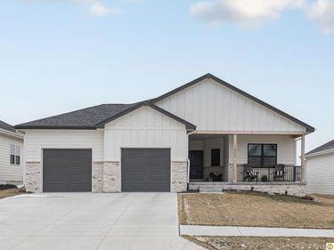 11711 S 189 Street , Gretna, NE 68028