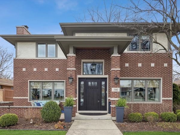 346 E South Street, Elmhurst, IL 60126