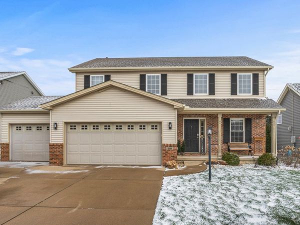 308 Banbury Lane, Savoy, IL 61874