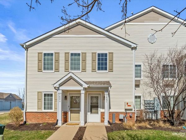 162 BERTRAM Drive, Unit I, Yorkville, IL 60560