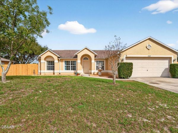 2948 N Huron Drive, Deltona, FL 32738